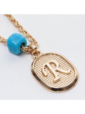 Plastik Boncuklu Burgulu Harfli Kolye-R