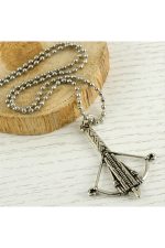 Ok Figürlü Metal Kolye-Gümüş Rengi