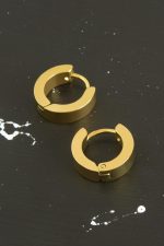 Sarı Renkli Erkek Çelik Küpe 1,5 cm-Sarı - Görsel 2