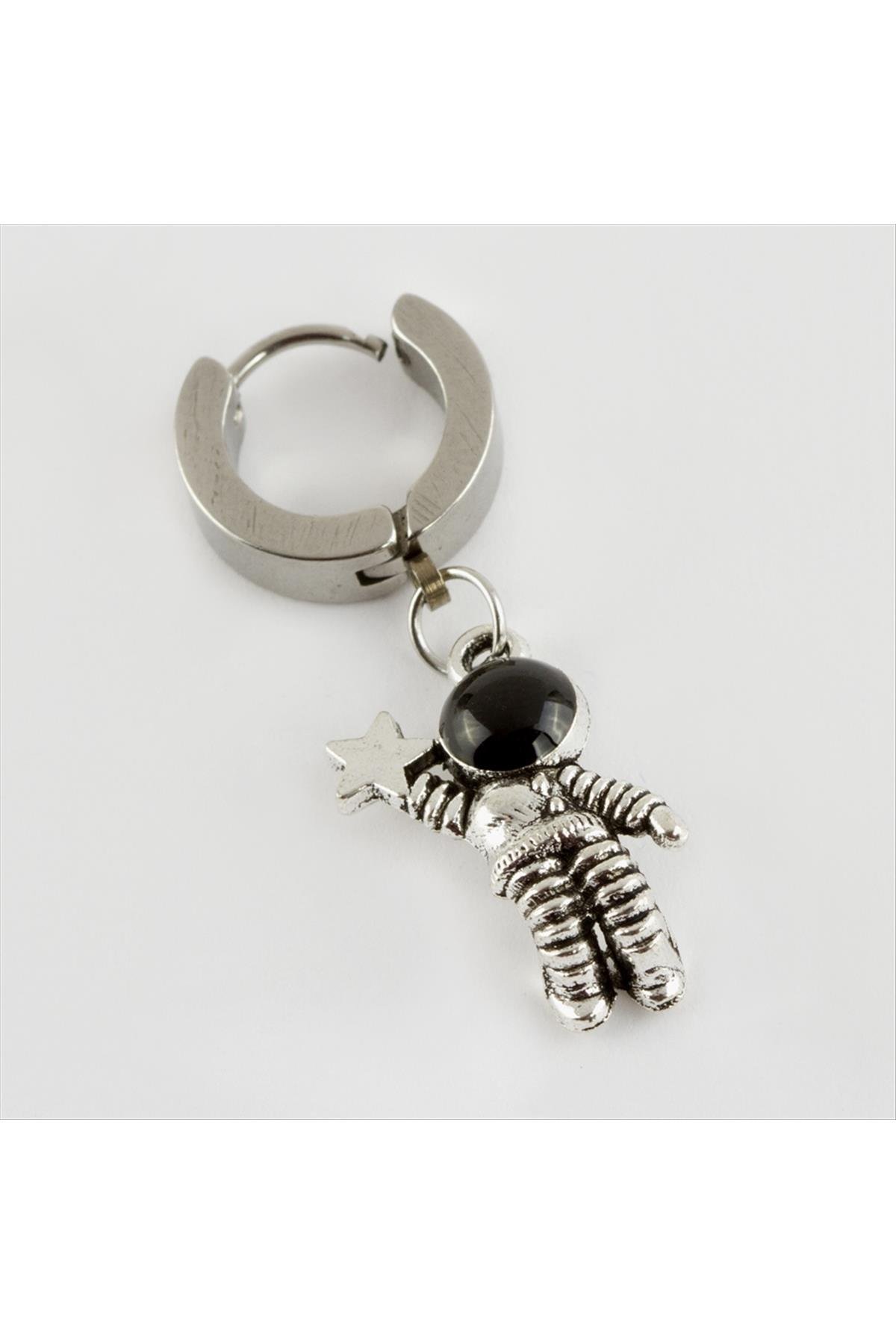 1203128_Astronot-Figurlu-Celik-Erkek-Kupe-1-Adet-d624.jpg Astronot Figürlü Çelik Erkek Küpe 1 Adet-Gümüş Rengi - Görsel 1