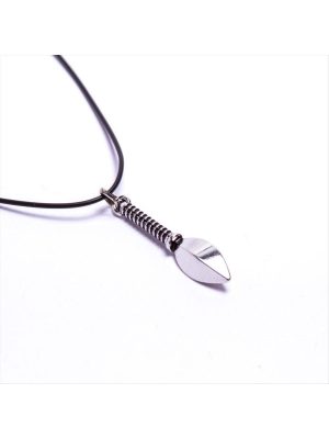 Hançer Figürlü Vinlex Deri Kolye-Gümüş Rengi