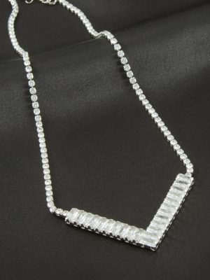 Üçgen Tamtur Zirkon Taşlı Lüks Kolye 8 mm-Gümüş Rengi