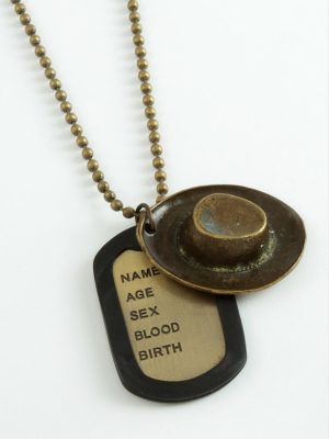 Şapka Künye Metal Erkek Kolye-Antik