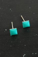 Kare Mineli Minik Küpe-Renkli