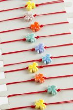 Yonca Cam İp Bileklik-Renkli