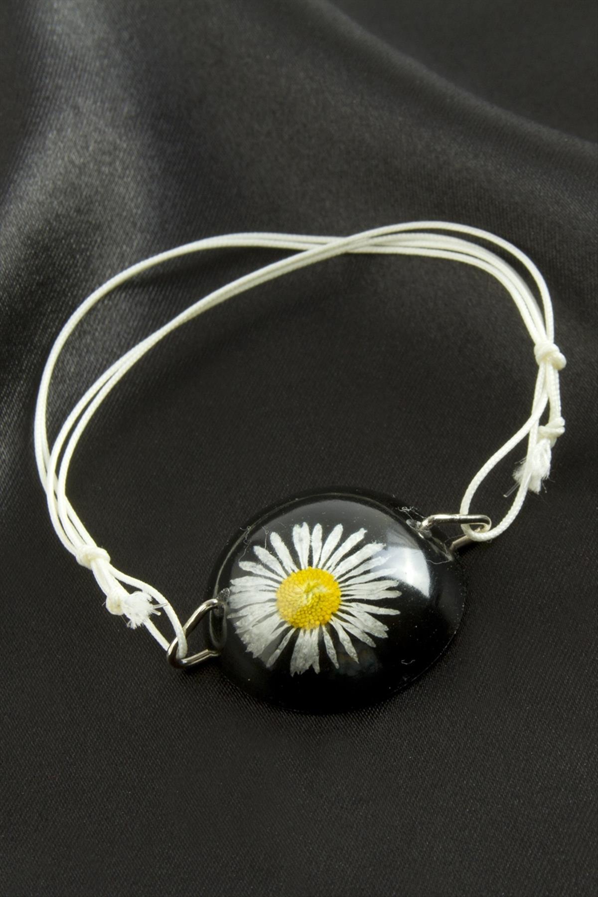 1206206_papatya-epoksi-bileklik-d-52bd.jpg Papatya Epoksi Bileklik-Siyah - Görsel 2