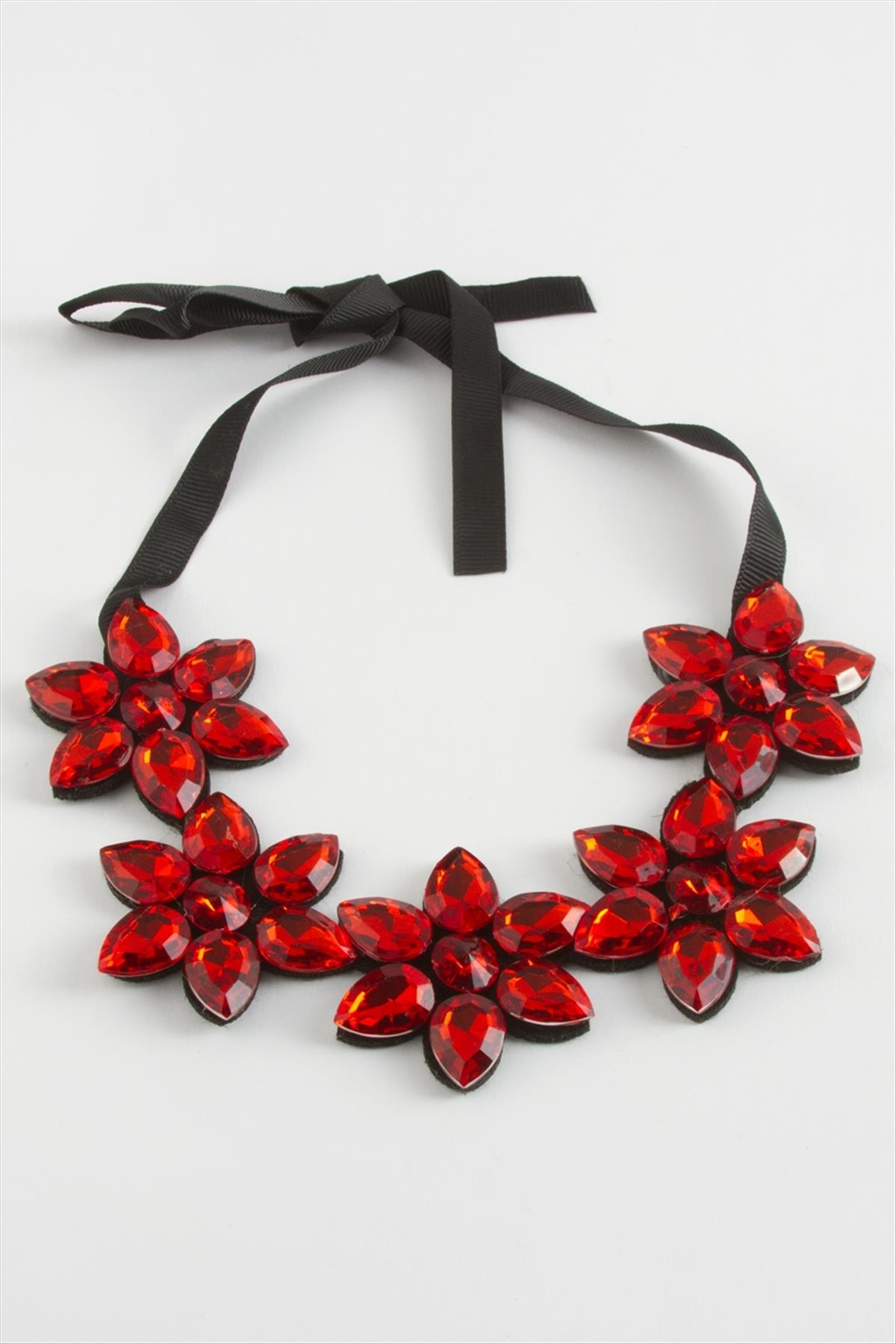 1206949_cicek-tasli-yaka-kolye-8-7279.jpg Çiçek Taşlı Yaka Kolye-Kırmızı - Görsel 2