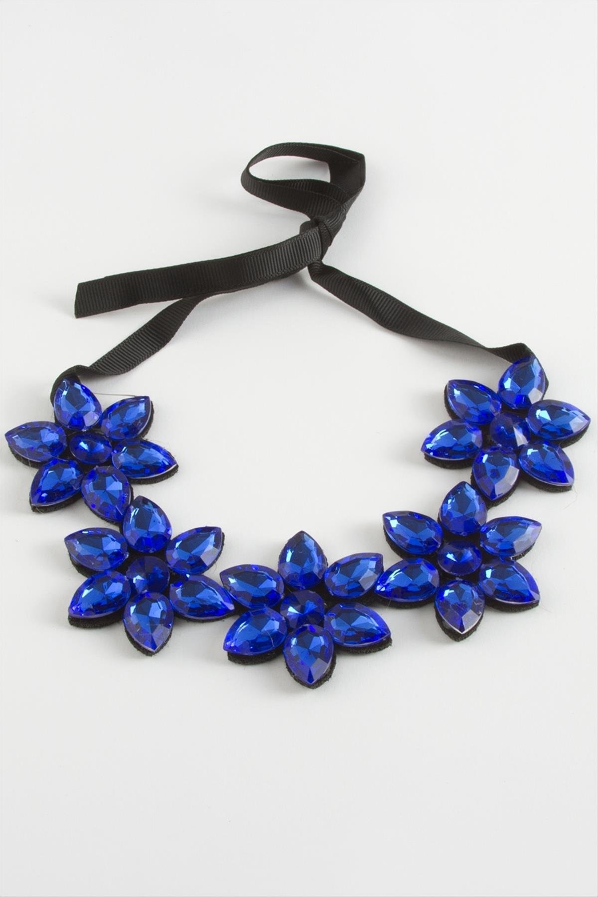 1206949_cicek-tasli-yaka-kolye-e472ff.jpg Çiçek Taşlı Yaka Kolye-Kırmızı - Görsel 1