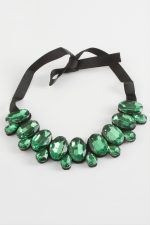 Oval Taşlı Yaka Kolye-Kırmızı