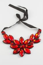 Çiçek Taşlı Yaka Kolye-Yeşil