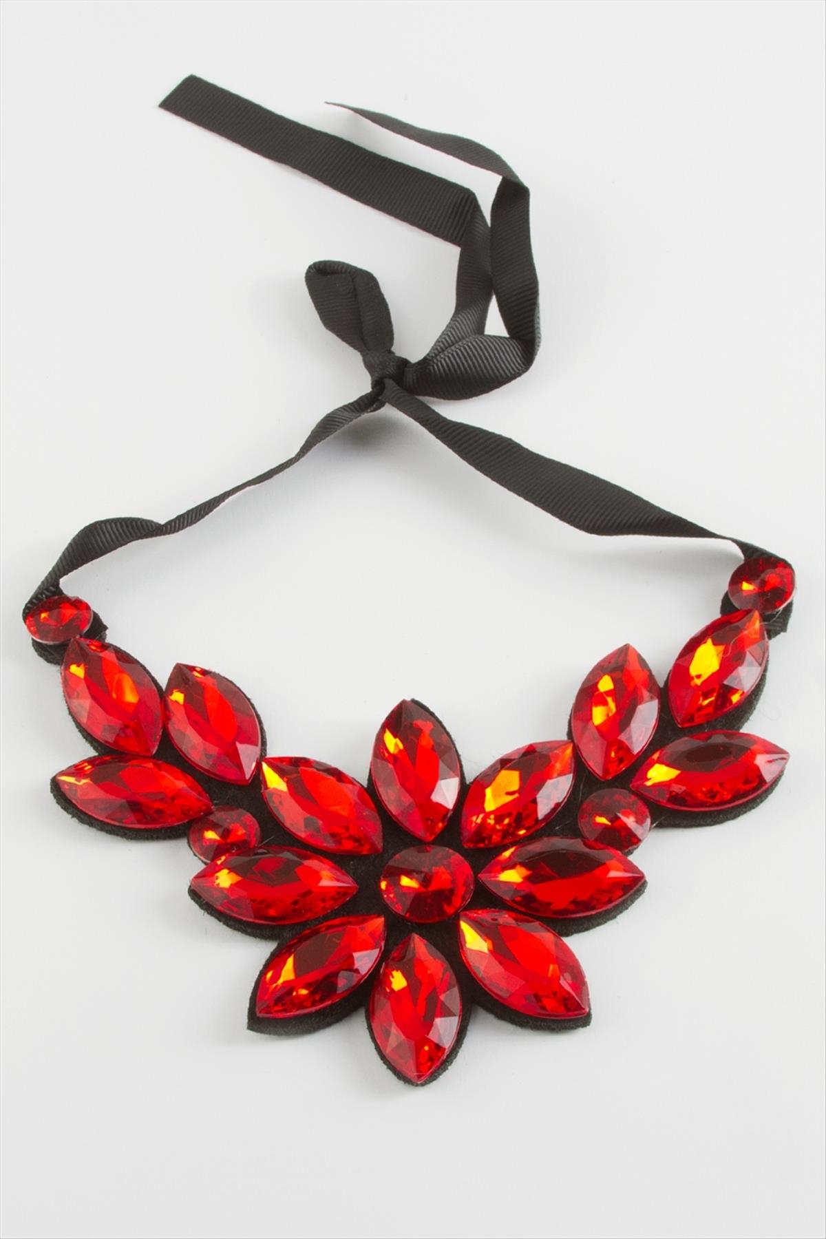 1206974_cicek-tasli-yaka-kolye-3-80dd.jpg Çiçek Taşlı Yaka Kolye-Kırmızı - Görsel 1