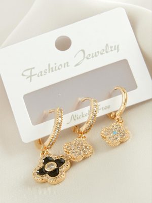 3 Adet Çiçek Zirkon Taşlı Küpe-Gümüş Rengi