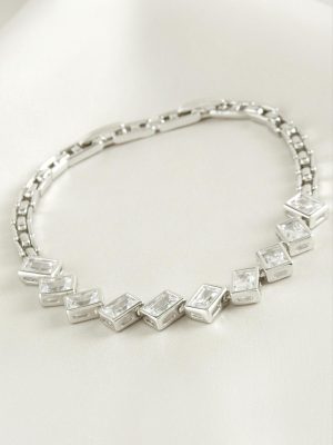 Xuping Dikdörtgen Zirkon Taşlı Lüks Çelik Bileklik-Gümüş Rengi