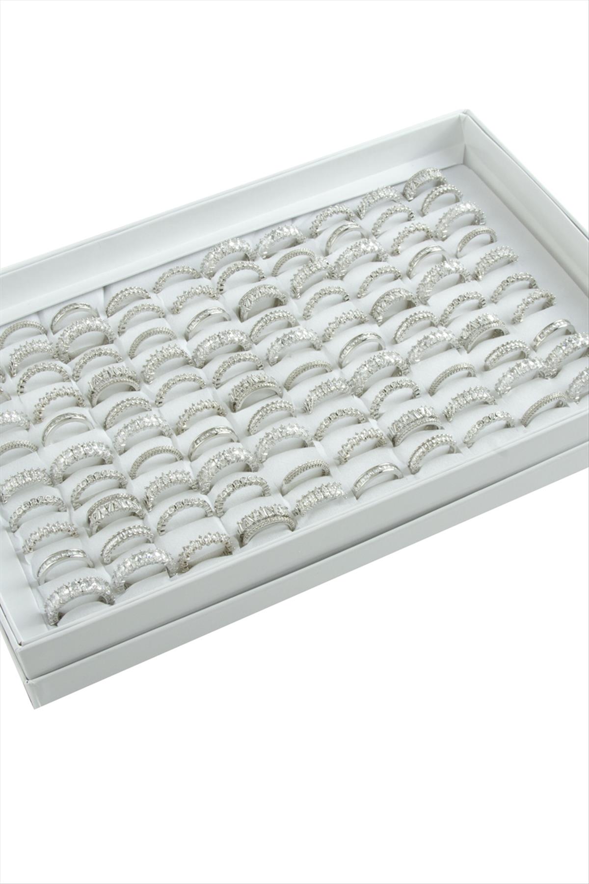 1207801_karisik-luks-baget-zirkon-tasli-yuzuk-d8-bfa.jpg Karışık Lüks Baget Zirkon Taşlı Yüzük-Gümüş Rengi - Görsel 3