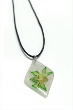 Tesbih Çiçeği Baklava Dilimli Epoksi Kolye-Yeşil