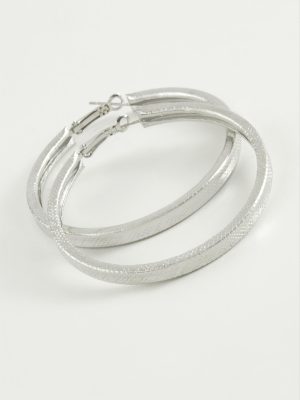 Noktalı Kare Halka Küpe 5,5 cm-Gümüş Rengi