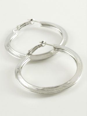 Salkım Desenli Halka Küpe 6 cm-Gümüş Rengi