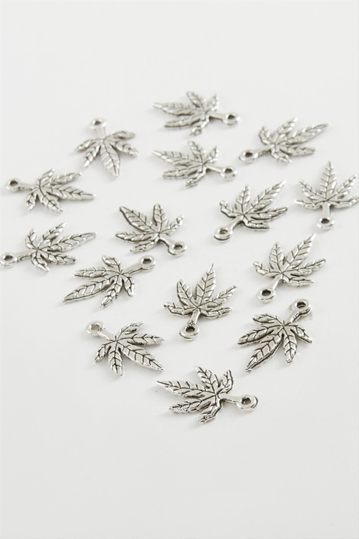 1208461_yaprak-tesbih-puskul-aparati-50-gram-c65b-4.jpg Yaprak Tesbih Püskül Aparatı 50 Gram-Gümüş Rengi - Görsel 1