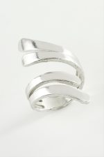 Yaprak Metal Yüzük-Gümüş Rengi