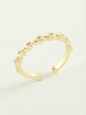 Yuvarlak Zirkon Taşlı Yüzük-Gümüş Rengi