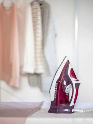 Seramik Tabanlı Kırmızı 2200 Watt Şok Buharlı Ütü