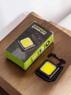 Kamp Işığı Çok Fonksiyonlu Taşınabilir Anahtarlık Kapak Açma Manyetik Özelliği