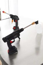 Şarjlı Oto Yıkama Tabancası Su Basınçlı Hazneli Bataryalı - Görsel 3