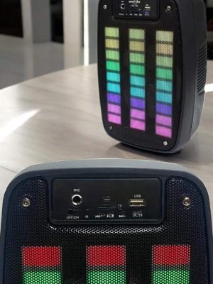 Bluetooth Hoparlör RGB Işıklı USB SD Kart Girişli Taşınabilir