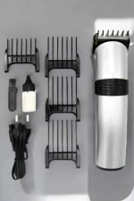 4 Taraklı Profesyonel Şarjlı Saç ve Sakal Kesme Tıraş Makinesi Seti