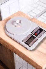 Kompakt Tasarım ve Tek Tuşla Sıfırlama Özelliğiyle Kullanımı Kolay Mutfak Tartısı