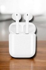 Yeni Nesil Kulaklık Bluetooth 5.2 Teknolojisi ile Kesintisiz Bağlantı ve Net Ses Deneyimi