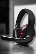 Mikrofonlu, Gürültü Engelleyici ve Dayanıklı Kulaklık: Oyun Performansınızı Zirveye Taşıyın - Görsel 4