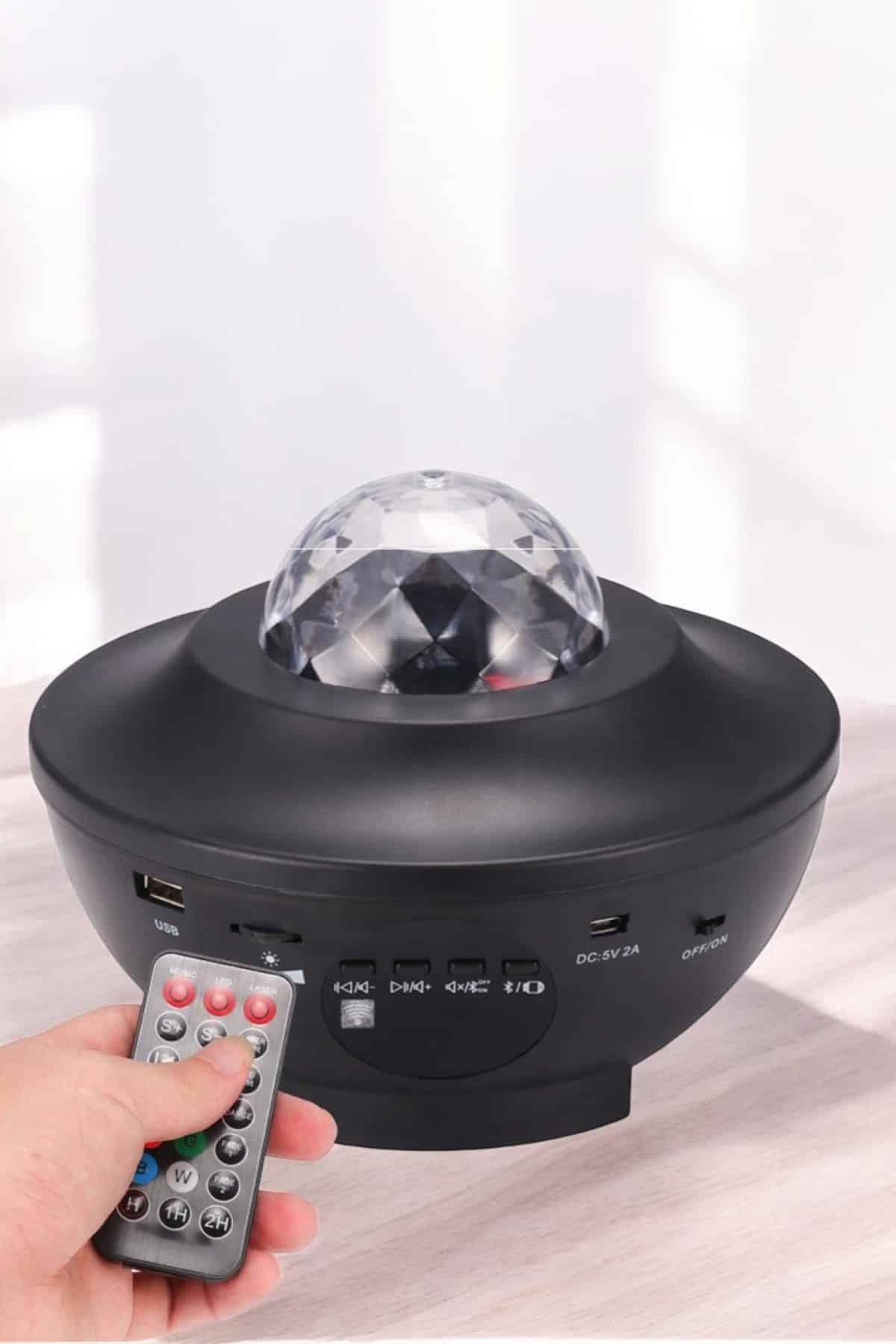 1215766_WhatsApp-Gorsel-2025-01-22-saat-01.43.46_8bd4ecb4-Photoroom-1.jpg Projektör Yıldız Gece Lambası Disko Topu Bluetooth Bağlantılı Taşınabilir Şarjlı - Görsel 2