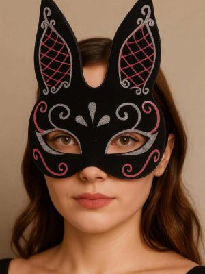 Siyah Renk Kırmızı Beyaz Simli Siyah Süet Kaplama Tavşan Maskesi 18x16 cm