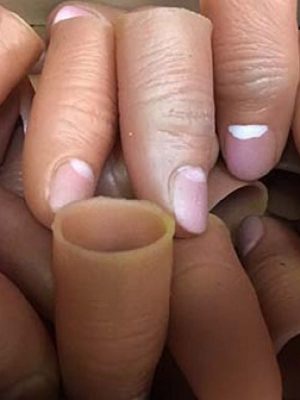 Kesik Parmak - Şaka Parmağı - Kesilmiş Parmak Şakası 1 Adet