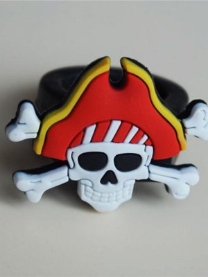 Kırmızı Renk Şapkalı Çocuk Uyumlu Plastik Korsan Yüzüğü