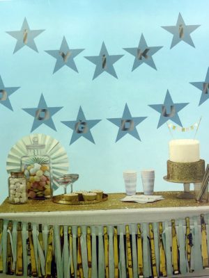 Mavi Üzeri Gümüş Yıldız İyiki Doğdun Flama Süs