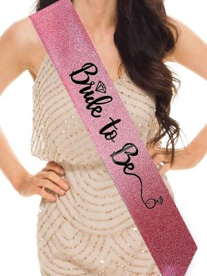 Pembe Üzeri Siyah İtalik Alyanslı Bride To Be Yazılı Simli Işıltılı Kuşak Kemer 10 cm Genişlik