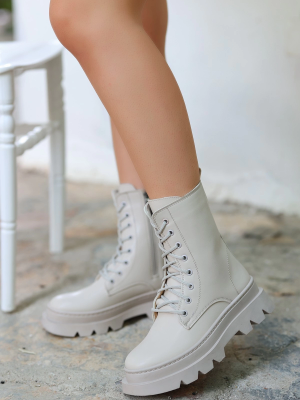 Orge Bej Cilt Bağcıklı Bot (Numara: 38)