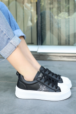 Piata Siyah Cilt Beyaz Tabanlı Bağcıklı Spor Ayakkabı (Numara: 38) - Görsel 2