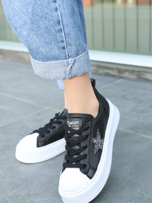 Piata Siyah Cilt Beyaz Tabanlı Bağcıklı Spor Ayakkabı (Numara: 40)