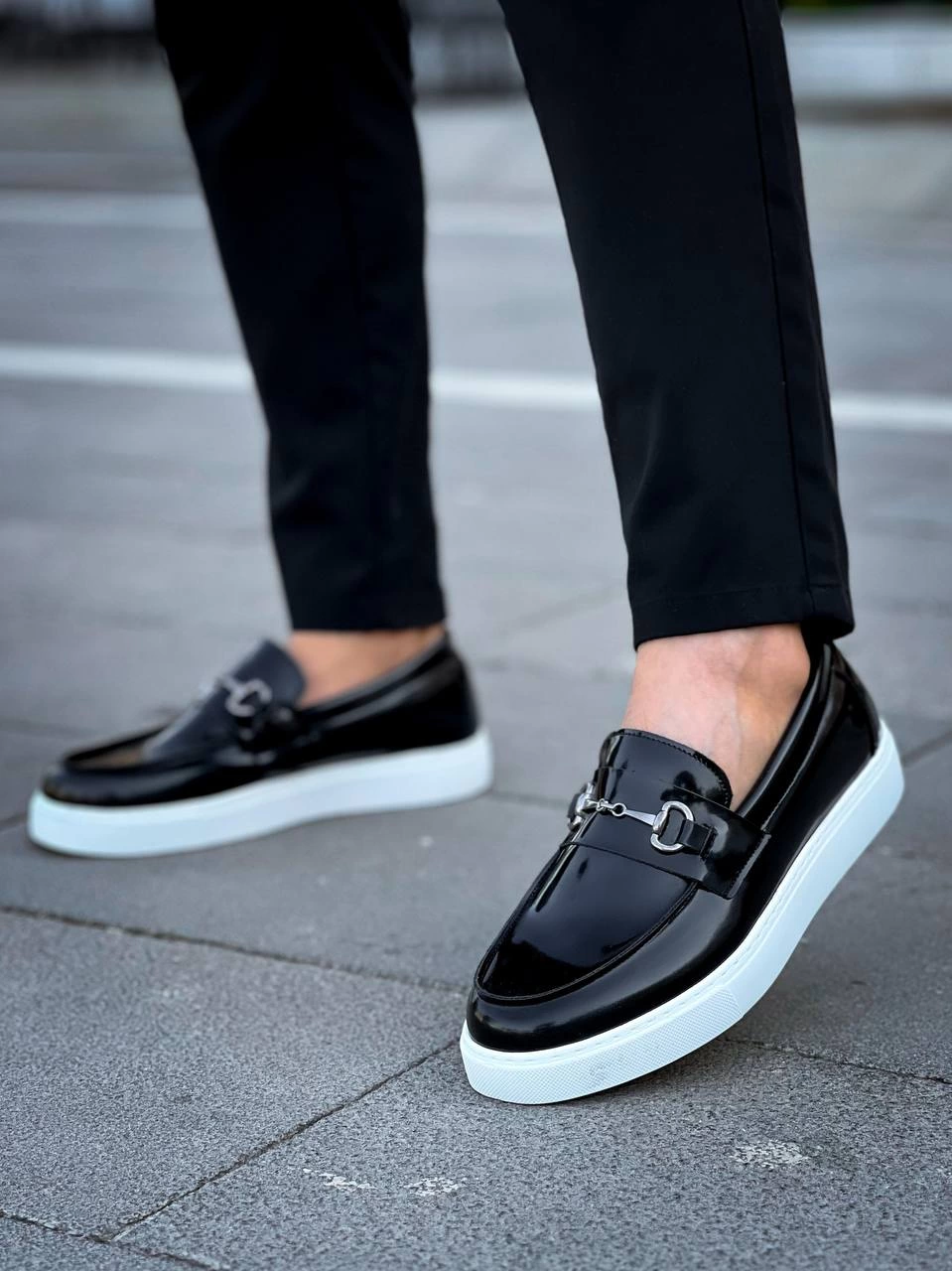 1227854_kb-027-bagciksiz-siyah-rugan-g-gunluk-erkek-ayakkabi-427011343-sw959sh1280.png Kb-027 Kuback Bağcıksız Siyah Rugan G Günlük Erkek Ayakkabı (Numara: 40) - Görsel 4