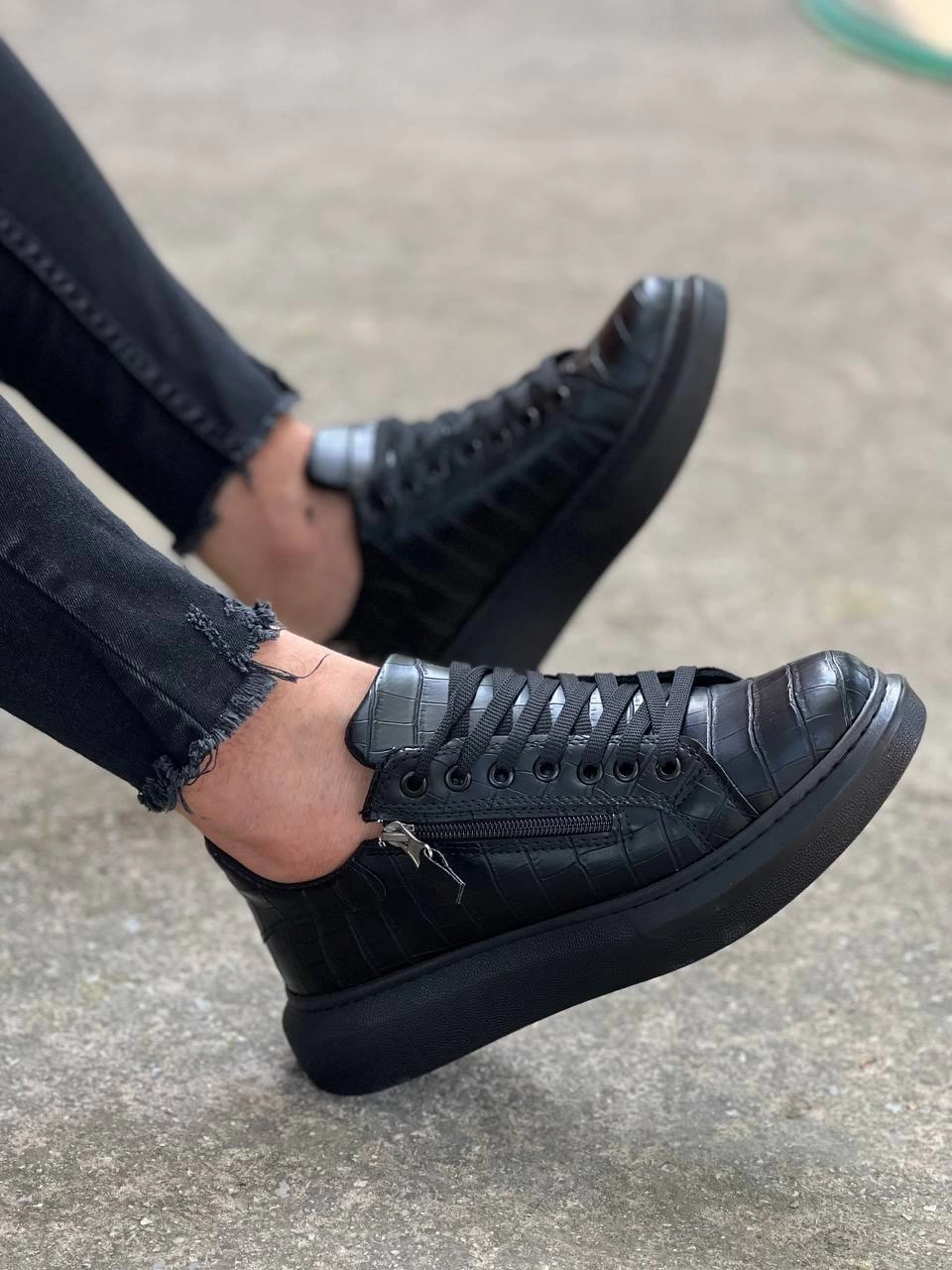 1228114_kb-309-komur-fermuar-ve-bagcikli-gunluk-erkek-ayakkabi-392763785-sw960sh1280.png Kb-309 Kuback Kömür Fermuar Ve Bağcıklı Günlük Erkek Ayakkabı Siyah (Numara: 41) - Görsel 3