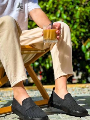 Kb-114  Kuback Siyah Triko Siyah  Yüksek Taban Bağcıksız Günlük Erkek Ayakkabı (Numara: 42)