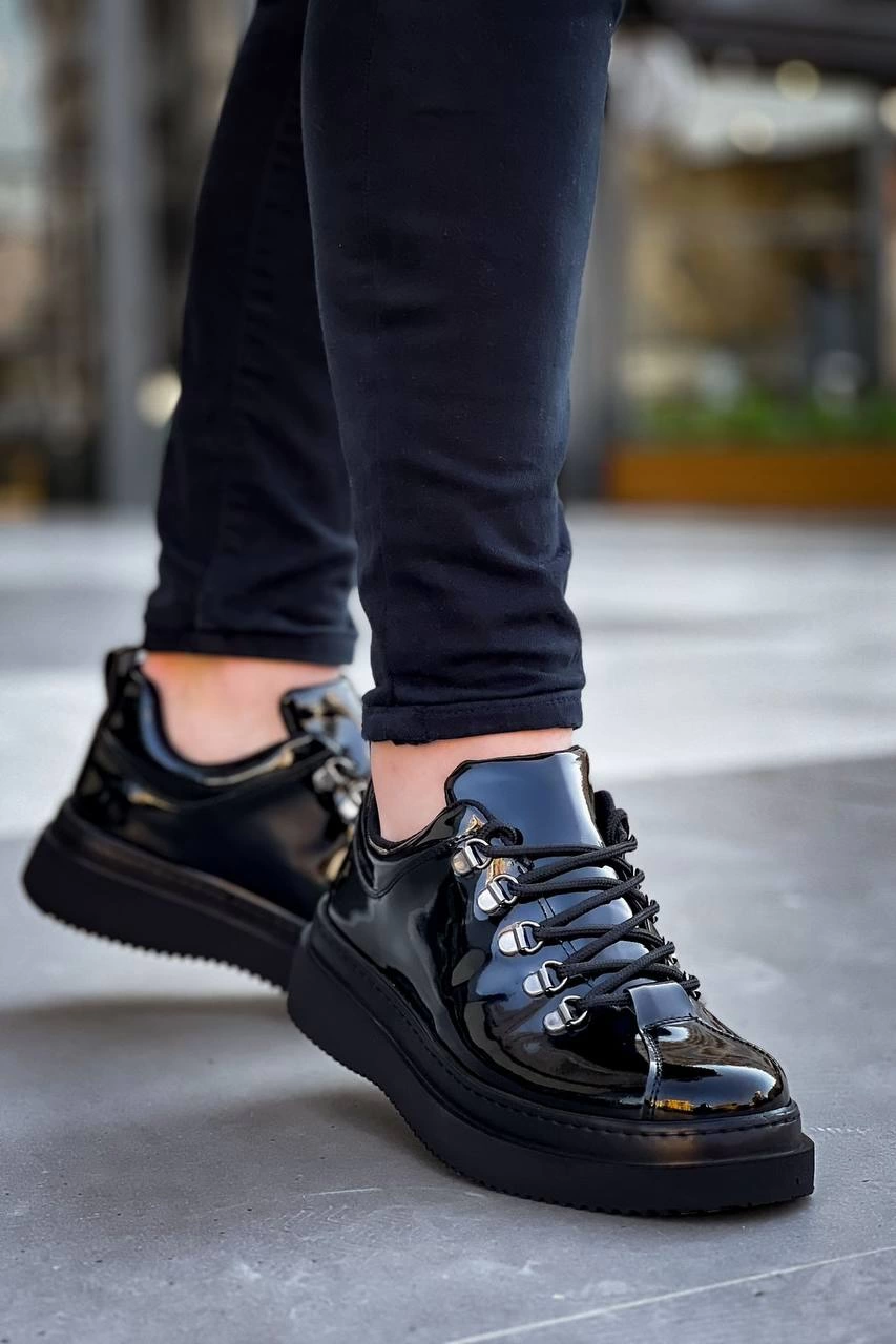 1228255_kb-x4-siyah-rugan-siyah-yuksek-taban-bagcikli-gunluk-erkek-ayakkabi-334365164-sw853sh1280.png Kb-X4 Kuback Siyah Rugan Siyah Yüksek Taban Bağcıklı Günlük Erkek Ayakkabı (Numara: 42) - Görsel 3