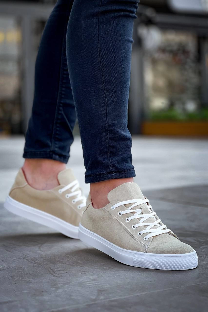 1228297_kb-122-bej-suet-yuksek-taban-bagcikli-gunluk-erkek-ayakkabi-129194950-sw853sh1280.png Kb-122 Kuback Bej Süet Yüksek Taban Bağcıklı Günlük Erkek Ayakkabı (Numara: 40) - Görsel 1