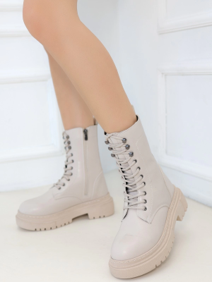 Caxa Bej Cilt Bağcıklı Bot (Numara: 40)