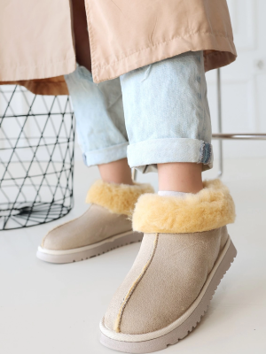 Abby Bej Süet Bot (Numara: 39)