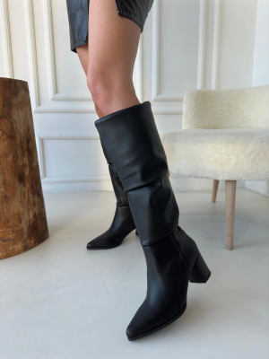 Pitay Siyah Cilt Topuklu Çizme (Numara: 39)