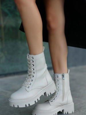 Flona Bej Cilt Bağcıklı Bot (Numara: 39)